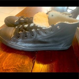 Converse leather sheep lined high tops